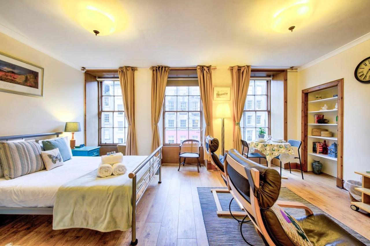 Joivy Royal Mile Apartment In Prime Location Edinburgh Bagian luar foto