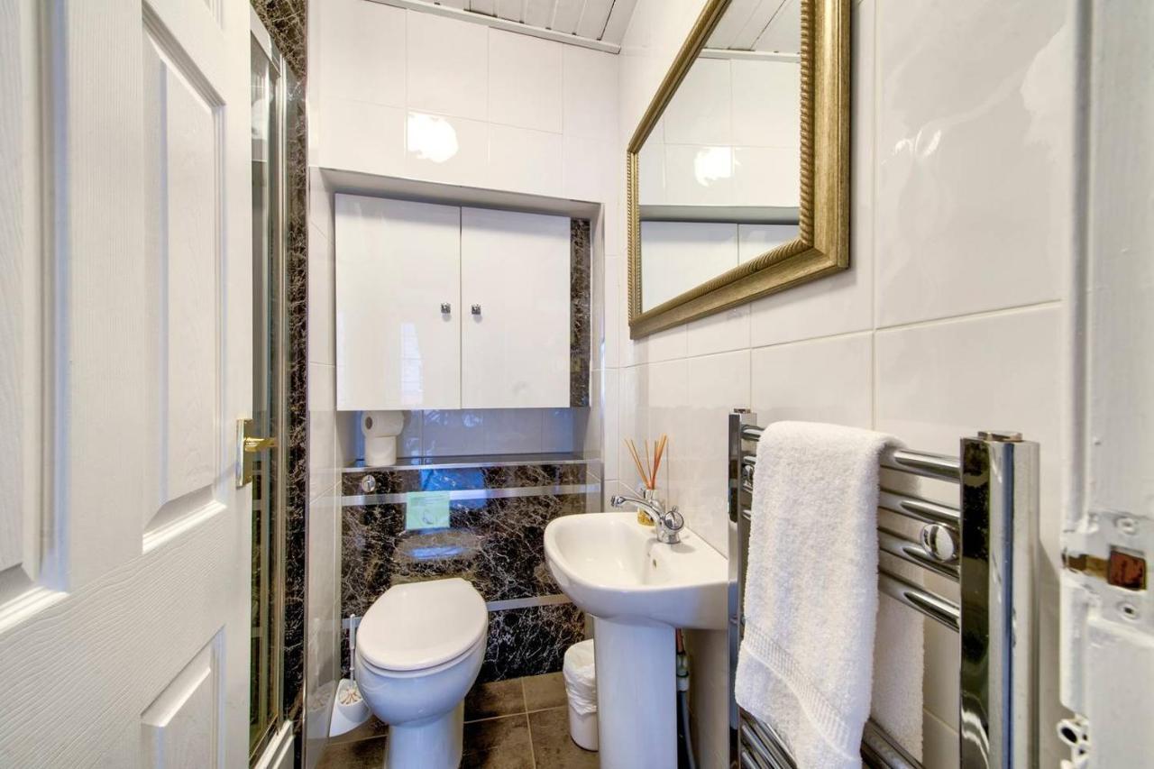 Joivy Royal Mile Apartment In Prime Location Edinburgh Bagian luar foto